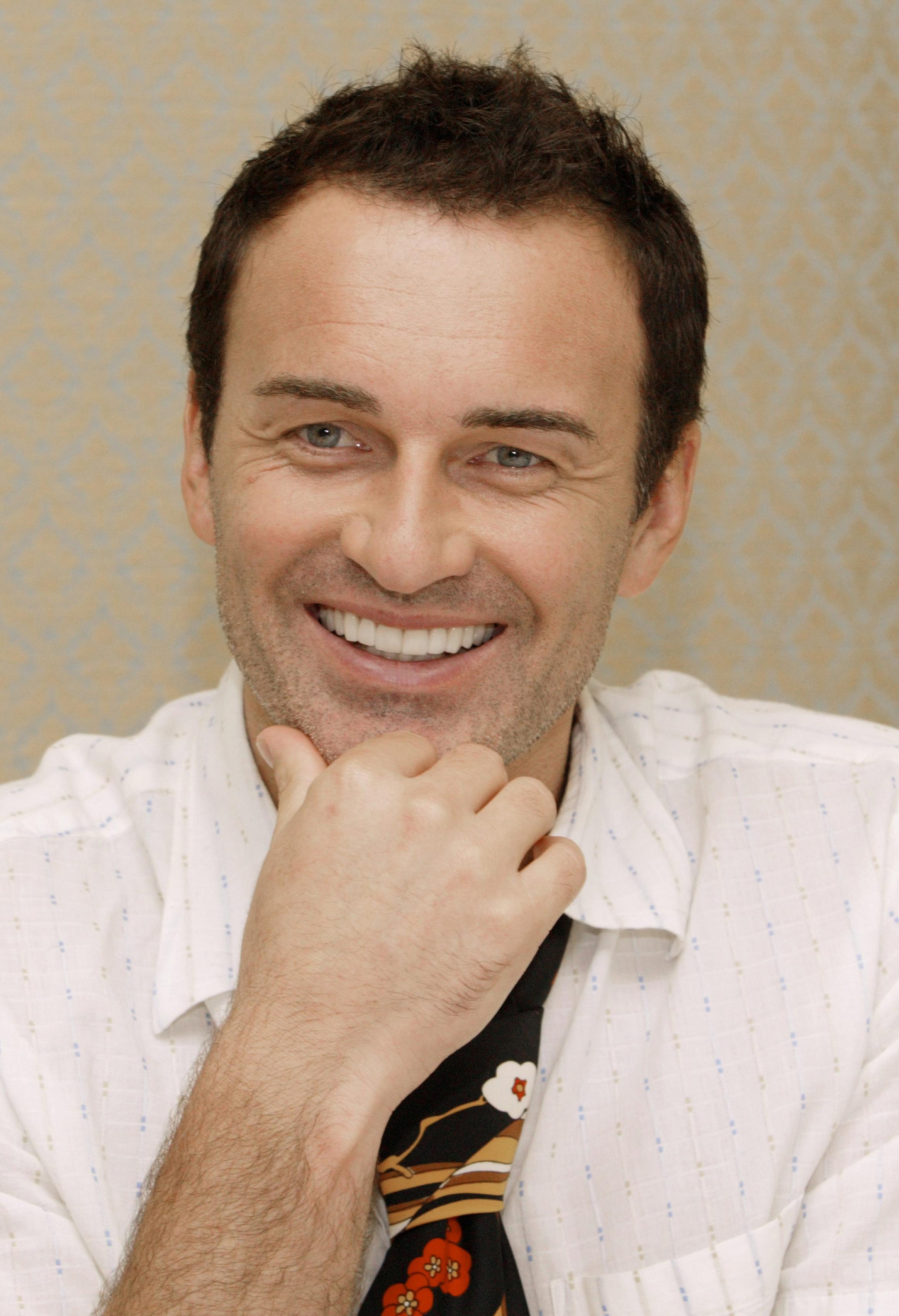 Julian McMahon photo #41342